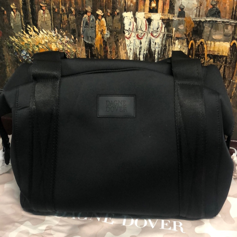 London carryall medium color onyx